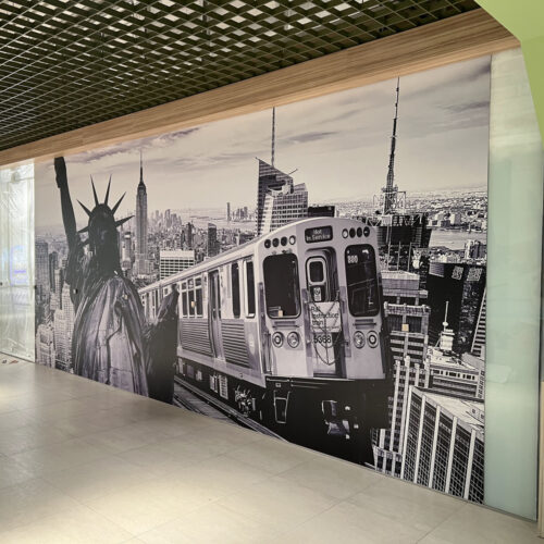 Печать на самоклеящейся пленке